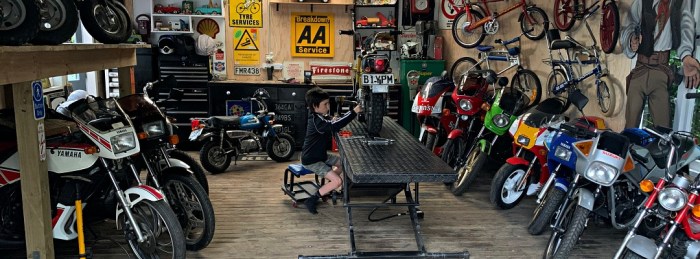 Mencari bengkel motor terpercaya dan berpengalaman